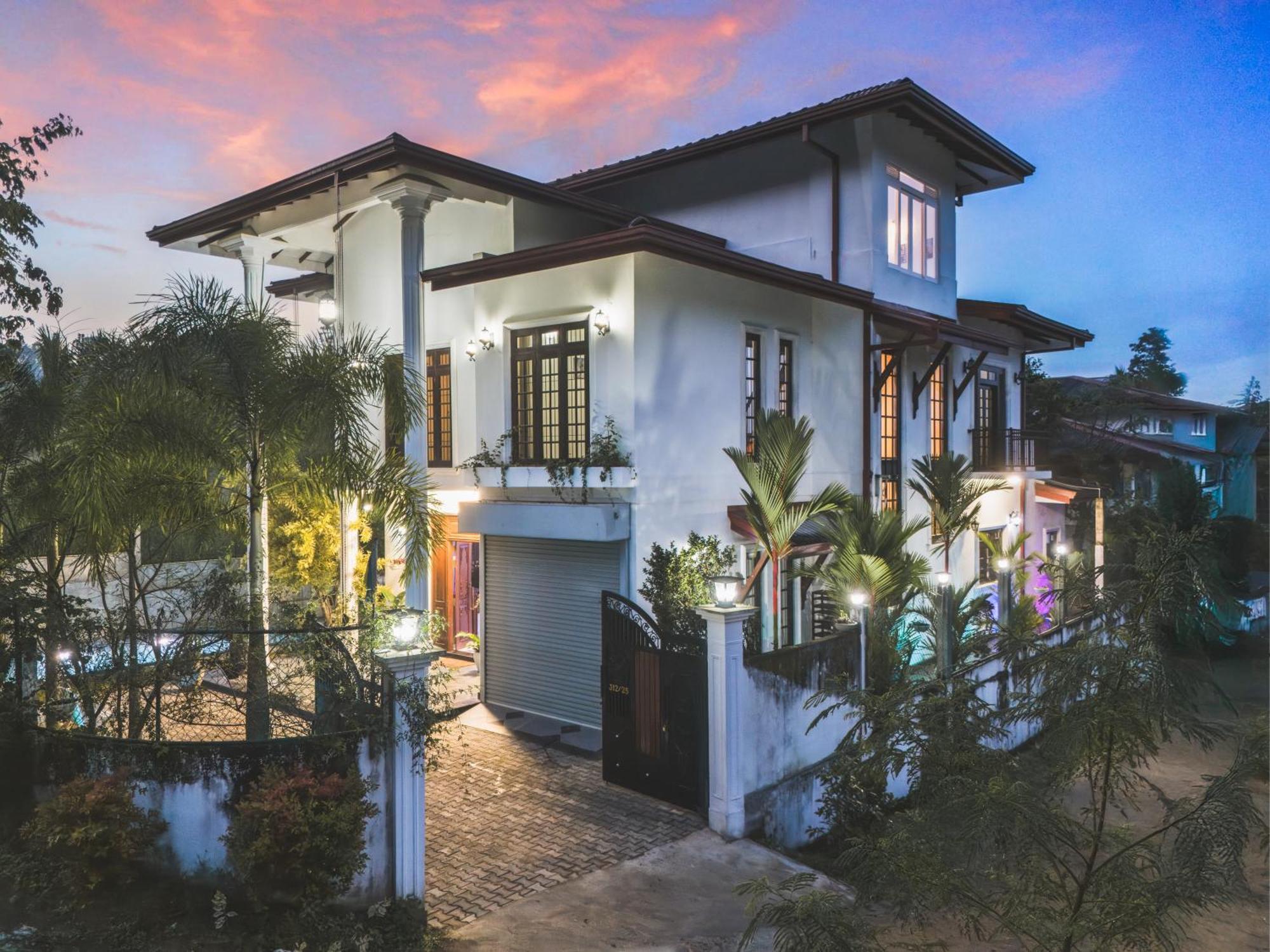 Bed and Breakfast Horizon View Канди Экстерьер фото